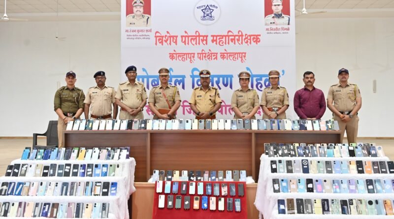 सातारा पोलिसांची मोठी कारवाई; 449 हरवलेले आणि चोरीचे मोबाईल नागरिकांना परत